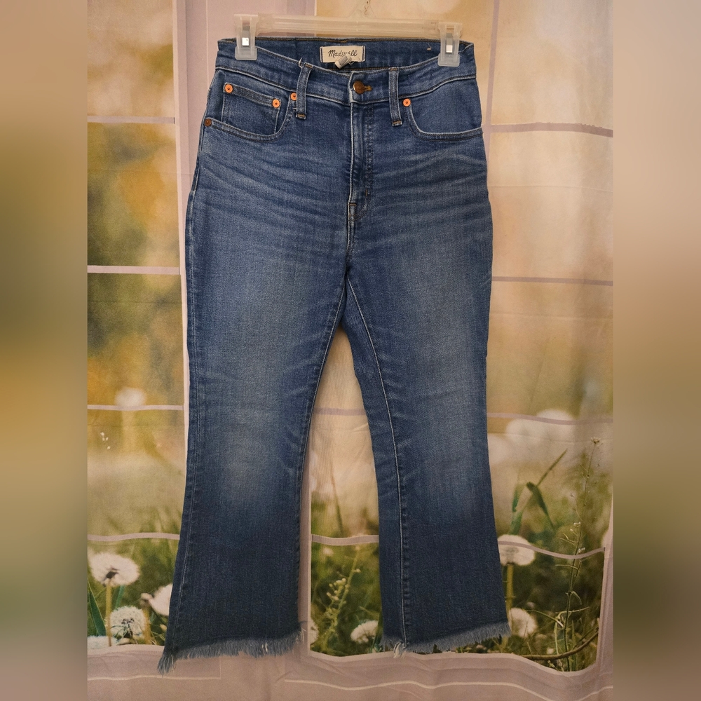 Madewell Raw Hem Cropped Kick Flare Jeans – Size 26 (26x23) | Medium Wash